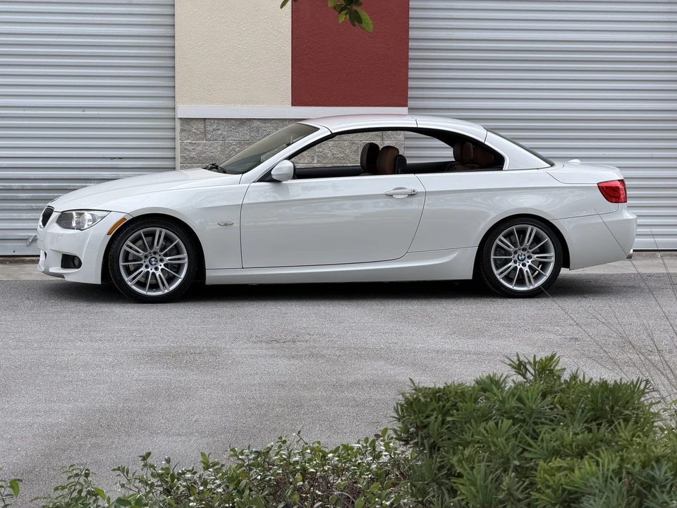 2012 BMW - Image 25 of 31