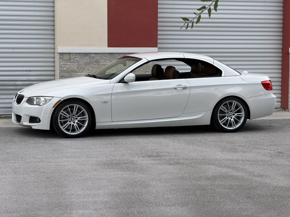 2012 BMW - Image 26 of 31