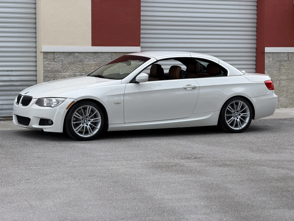 2012 BMW - Image 28 of 31