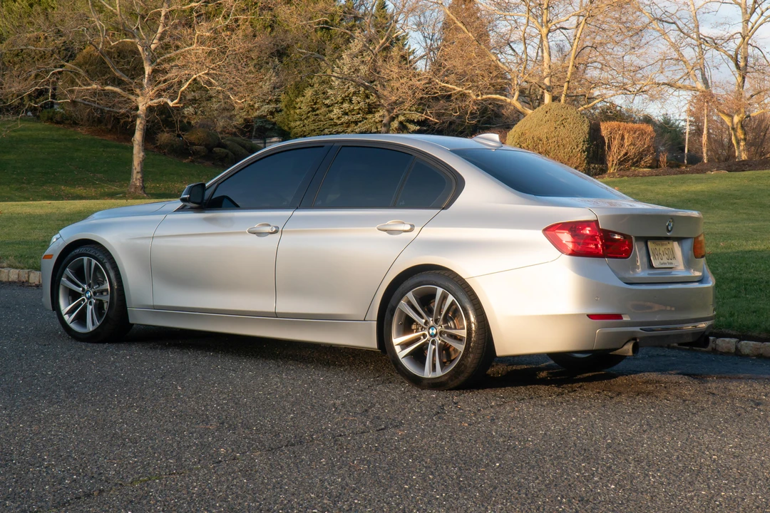 2012 BMW F30 335i & 340i Sedan - Image 13 of 31