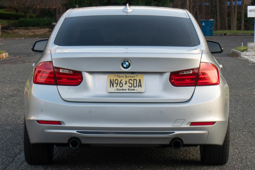 2012 BMW F30 335i & 340i Sedan - Image 5 of 31
