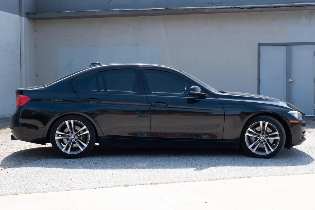 2012 BMW F30 335i & 340i Sedan - Image 3 of 31