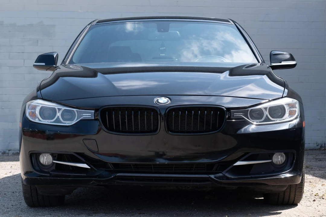 2012 BMW F30 335i & 340i Sedan - Image 2 of 31