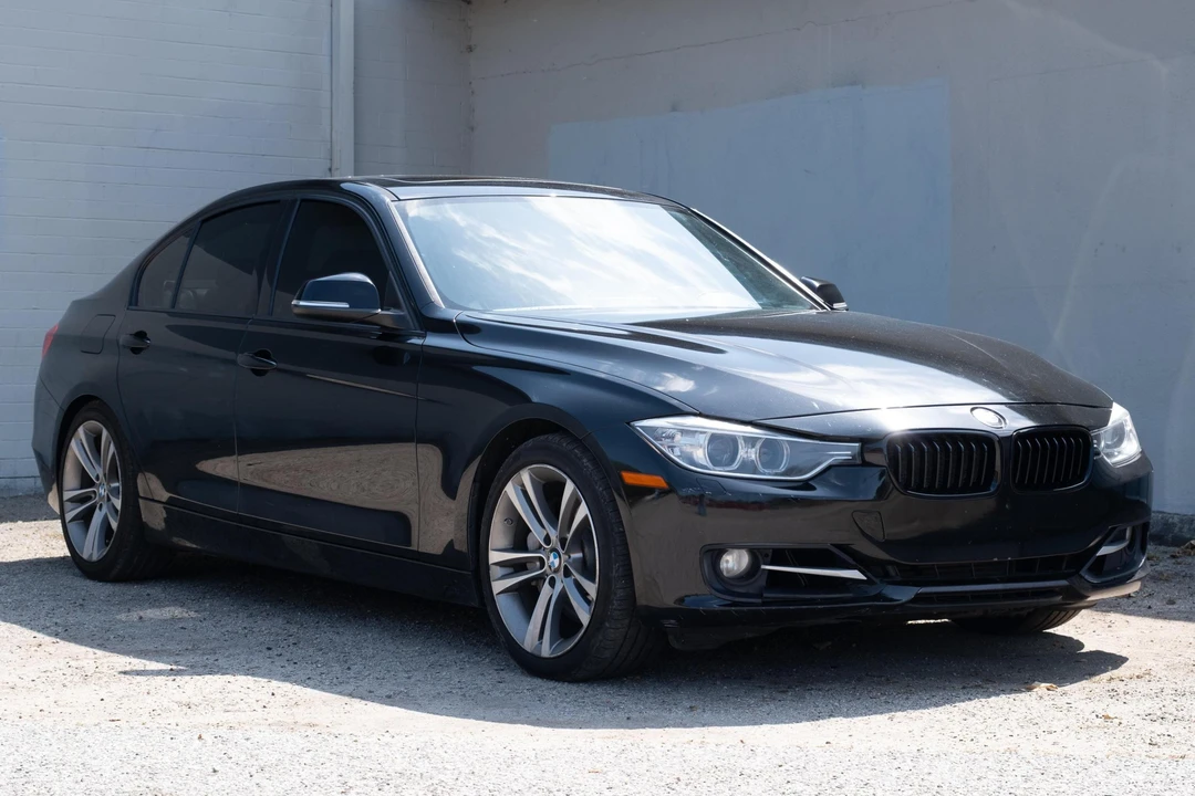 2012 BMW F30 335i & 340i Sedan - Image 14 of 31