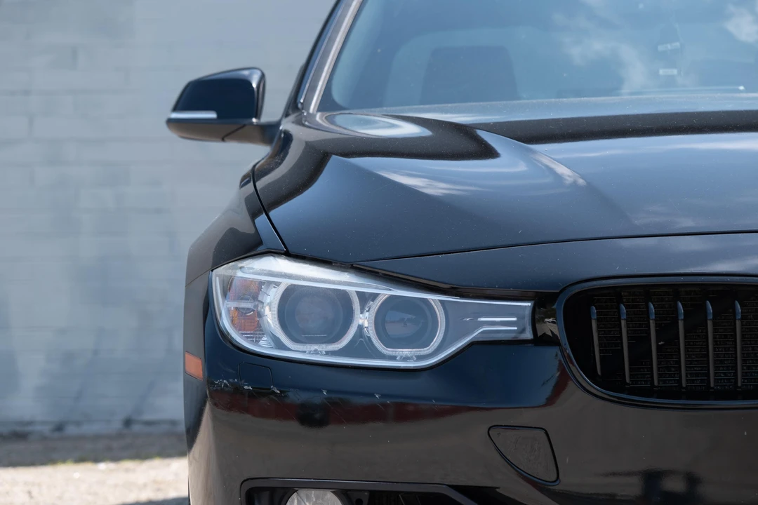 2012 BMW F30 335i & 340i Sedan - Image 16 of 31