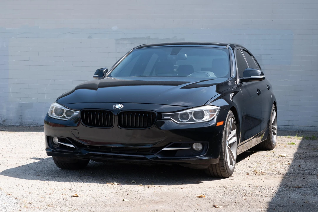 2012 BMW F30 335i & 340i Sedan - Image 6 of 31