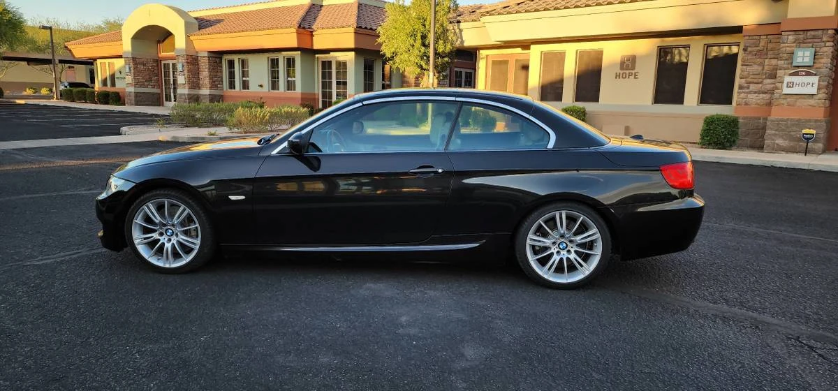 2012 BMW E93 335i Convertible - Image 2 of 16