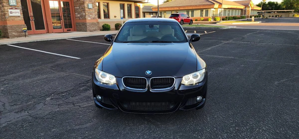 2012 BMW E93 335i Convertible - Image 8 of 16