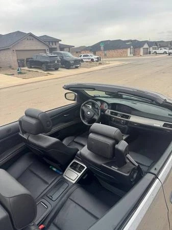 2012 BMW E93 335i Convertible - Image 14 of 15