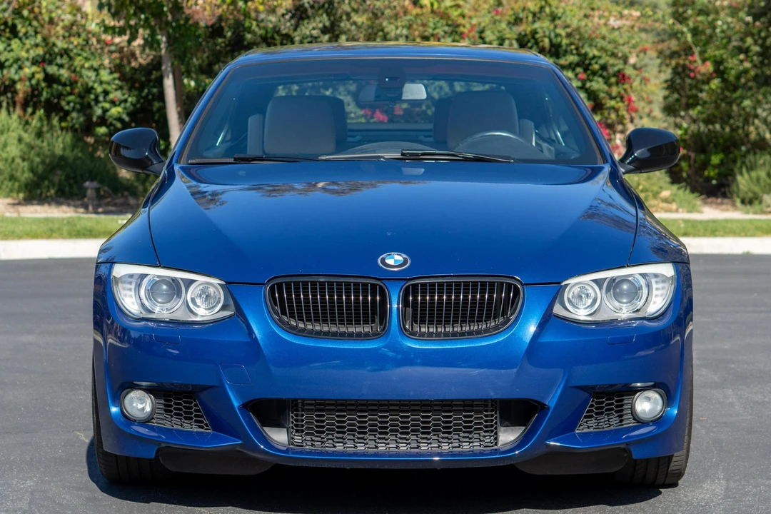 2012 BMW E93 335i Convertible - Image 2 of 31