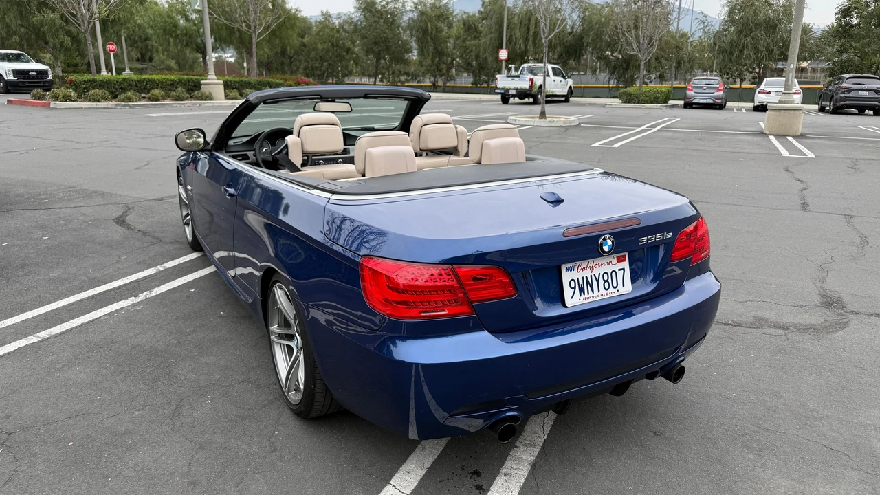 2012 BMW E93 335i Convertible - Image 18 of 31