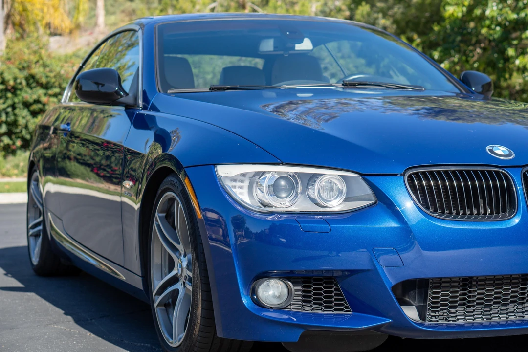 2012 BMW E93 335i Convertible - Image 27 of 31
