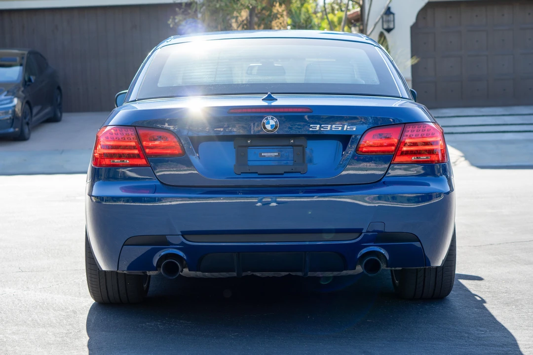 2012 BMW E93 335i Convertible - Image 8 of 31