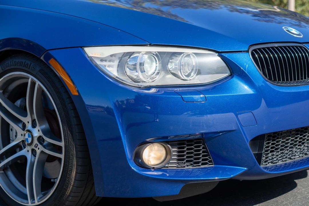 2012 BMW E93 335i Convertible - Image 26 of 31