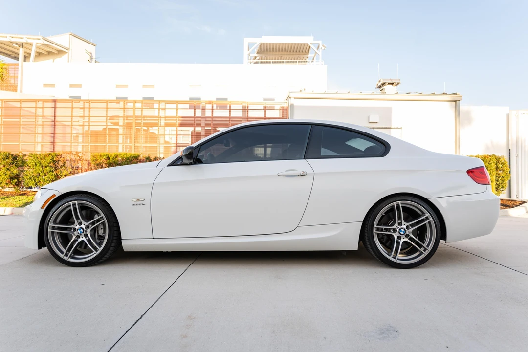 2012 BMW E92 335i Coupe - Image 9 of 31