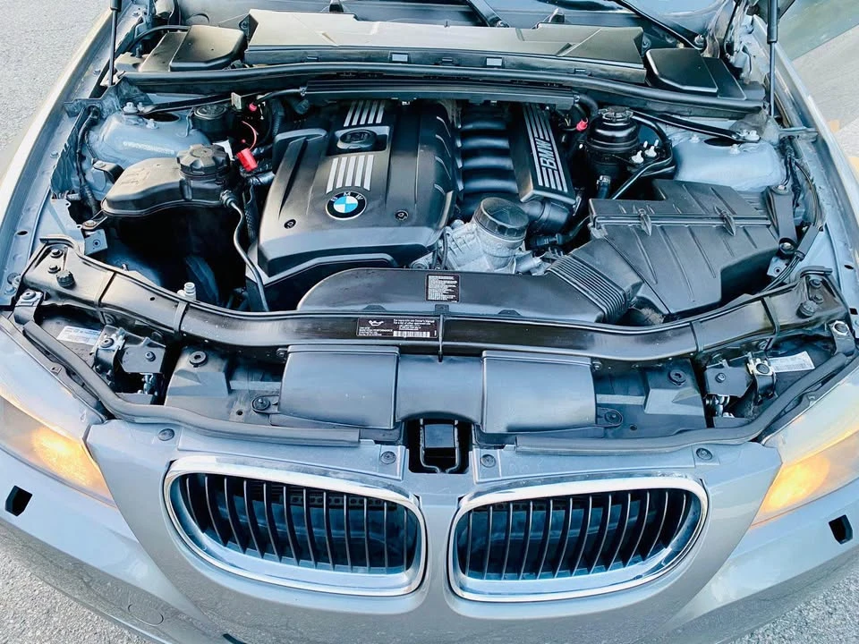 2012 BMW 4 Series - Image 5 of 9