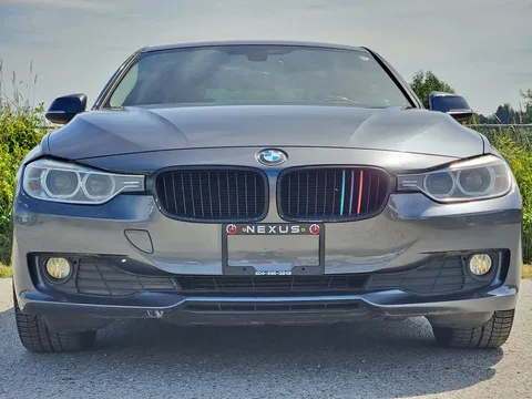 2012 BMW 320i Sedan