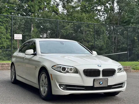 2012 BMW 5 Series 525i Sedan 4D