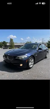 2012 BMW 5 Series 525xi Sedan 4D