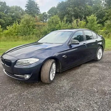 2012 BMW 5 Series 525xi Sedan