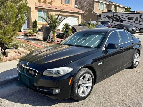 2012 BMW 5 Series 528i