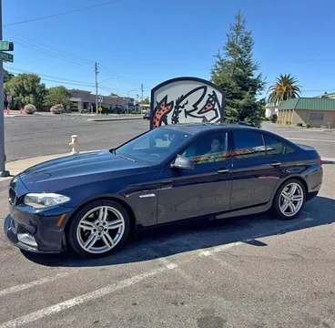 2012 BMW 5 Series 528i Sedan 4D