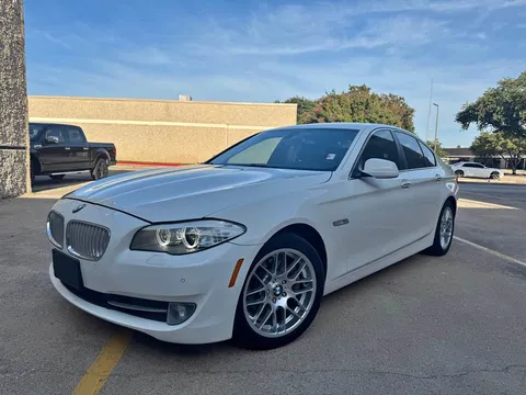 2012 BMW 5 Series 528i Sedan