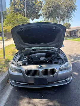 2012 BMW 5 Series 528i Sedan 4D