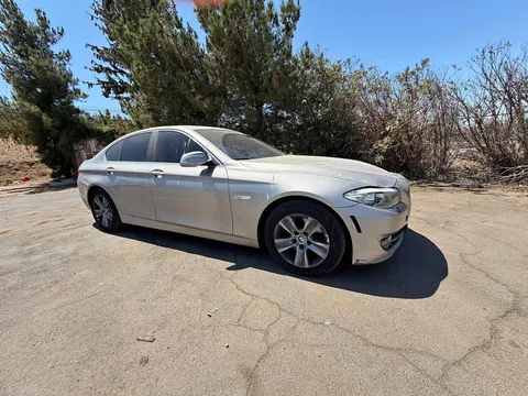 2012 BMW 5 Series 528i Sedan 4D