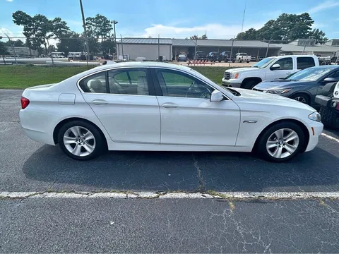 2012 BMW 5 Series 528i Sedan 4D