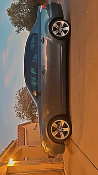 2012 BMW 5 Series 528i Sedan 4D