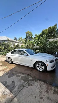 2012 BMW 5 Series 528i Sedan 4D
