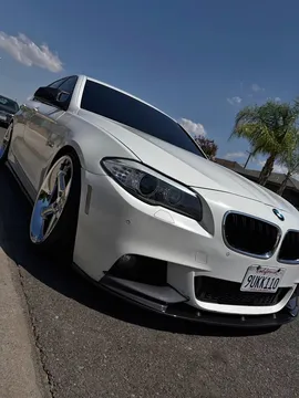 2012 BMW 5 Series 528i Sedan 4D