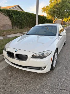 2012 BMW 5 Series 528i Sedan 4D
