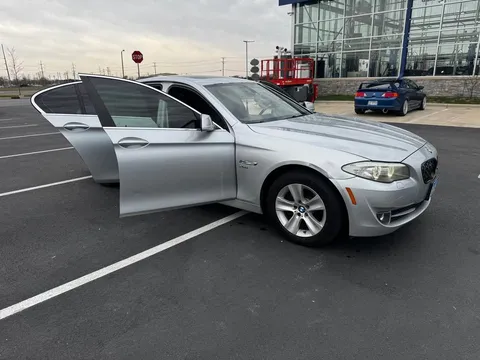 2012 BMW 5 Series 528i xDrive Sedan