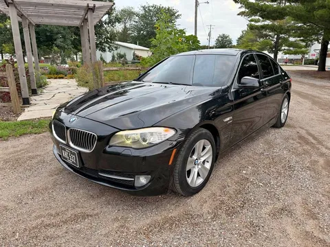 2012 BMW 5 Series 528i xDrive Sedan 4D
