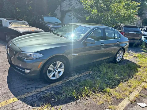 2012 BMW 5 Series 528i xDrive Sedan