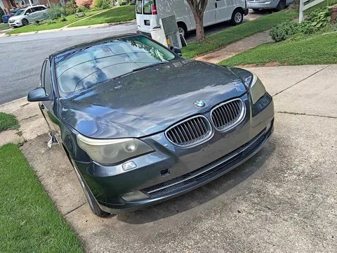 2012 BMW 5 Series 528i xDrive Sedan