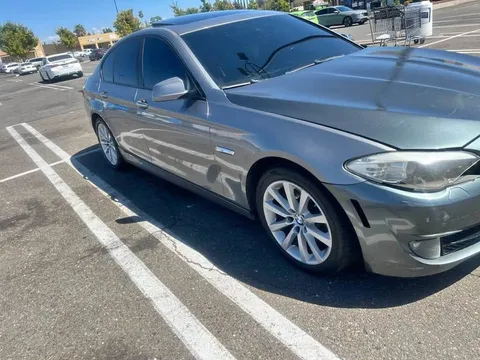 2012 BMW 5 Series 528i xDrive Sedan
