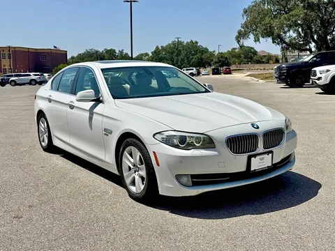 2012 BMW 5 Series 528i xDrive Sedan