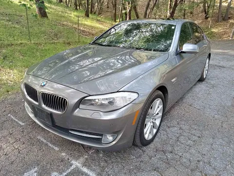 2012 BMW 5 Series 528xi Sedan 4D