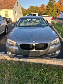 2012 BMW 5 Series 528xi Sedan 4D