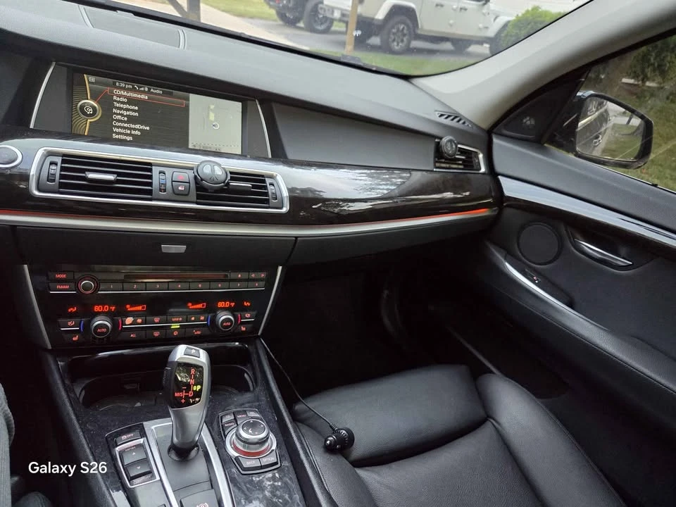 2012 BMW 5 Series - Image 11 of 12