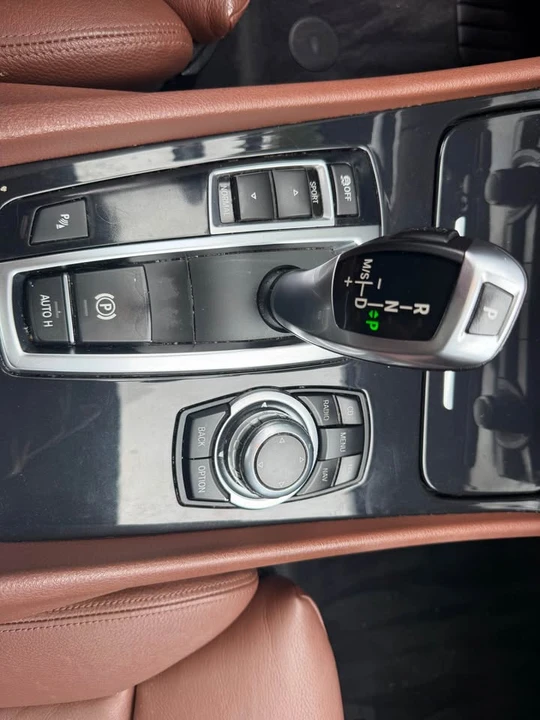 2012 BMW 5 Series - Image 19 of 20