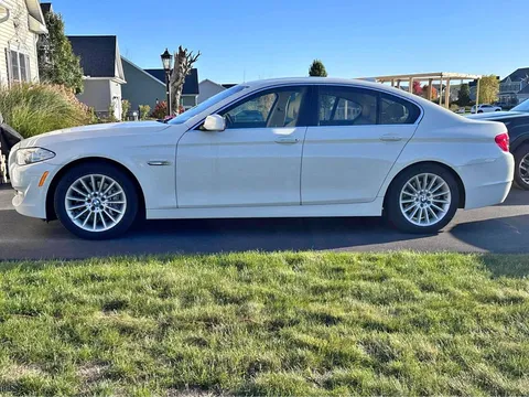 2012 BMW 5 Series 535i Sedan 4D
