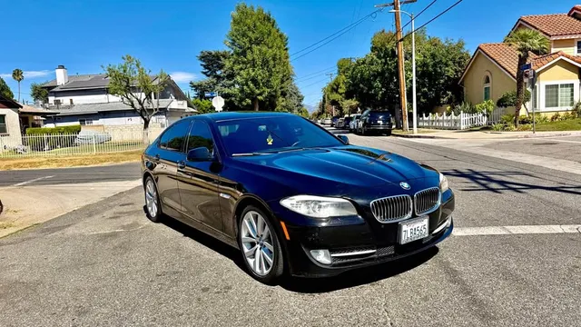 2012 BMW 5 Series 535i Sedan 4D