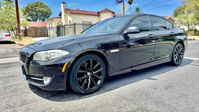 2012 BMW 5 Series 535i Sedan 4D