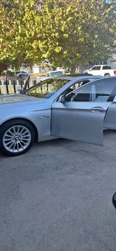 2012 BMW 5 Series 535i Sedan 4D