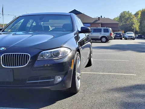 2012 BMW 5 Series 535i xDrive Sedan 4D
