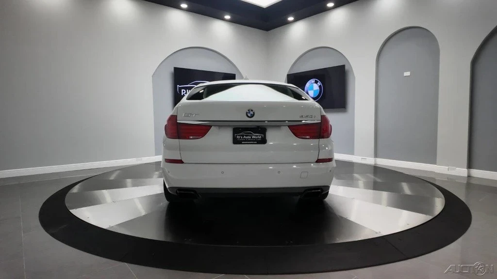 2012 BMW 5 Series - Image 19 of 21